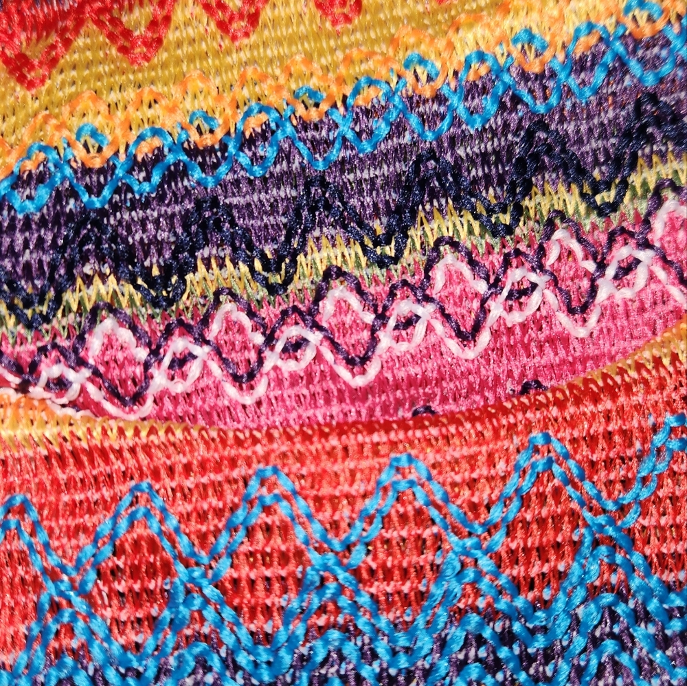 Multicolored Amazon Halter Top - Picture 3 of 5